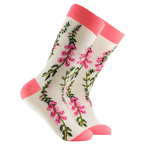 Foxglove Socks - Size 4-8 Cream